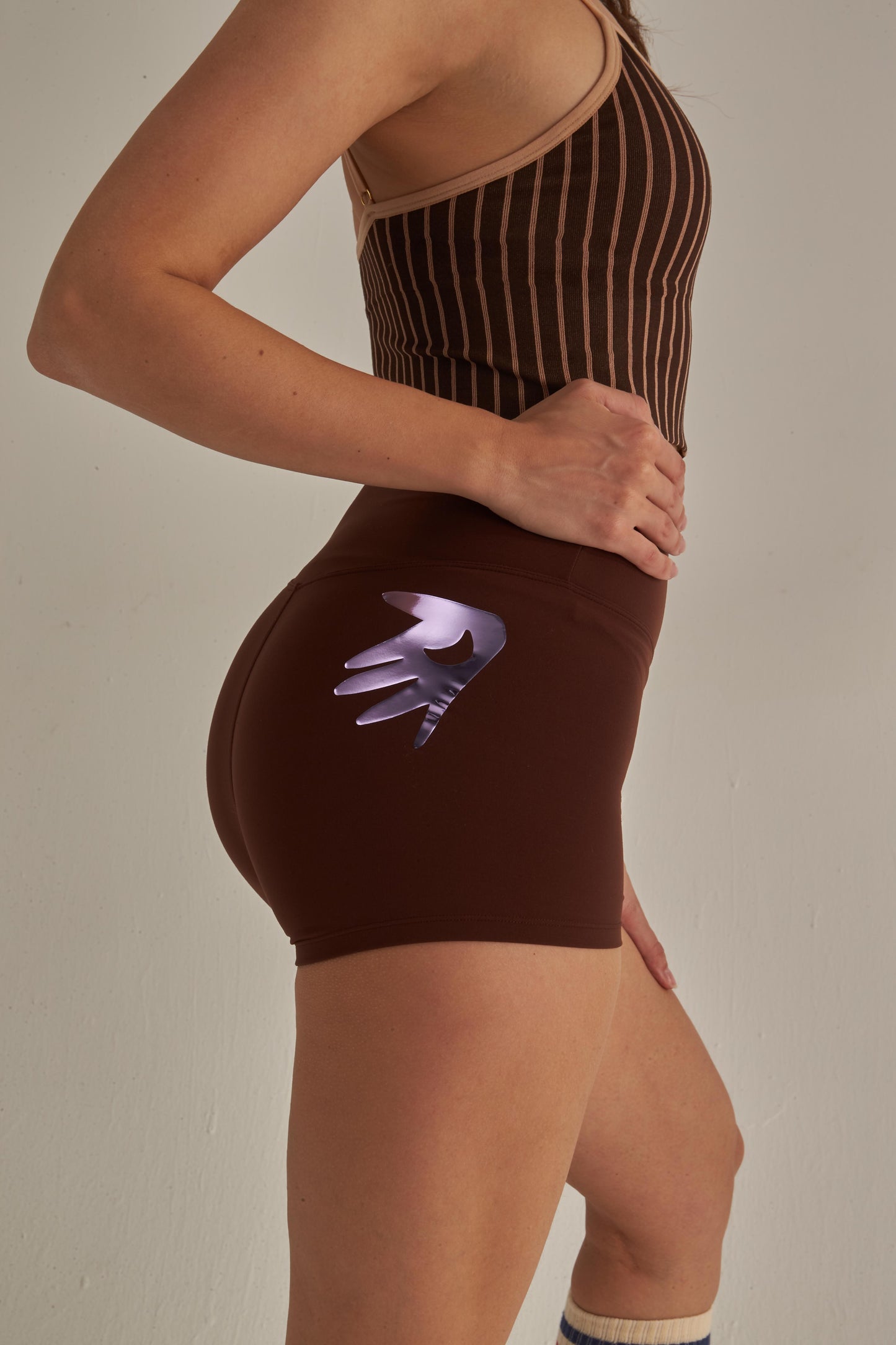 Hug Me shorts 3"
