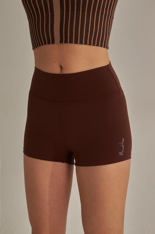 Hug Me shorts 3"